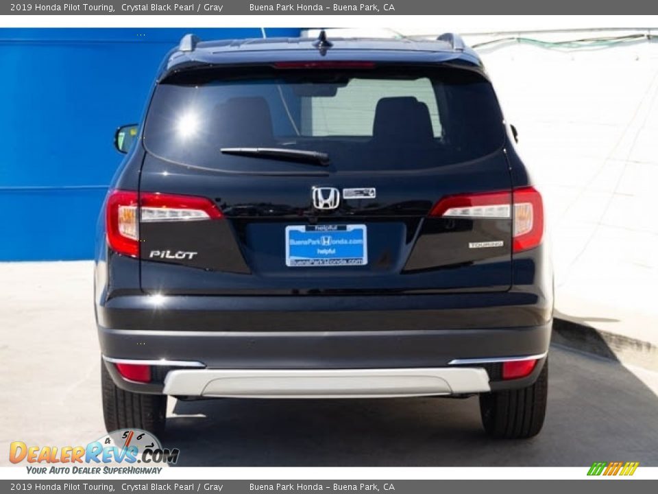 2019 Honda Pilot Touring Crystal Black Pearl / Gray Photo #6