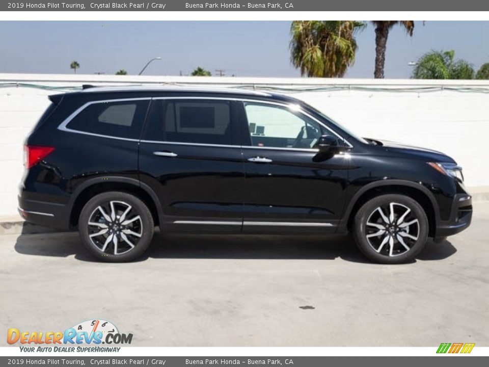 2019 Honda Pilot Touring Crystal Black Pearl / Gray Photo #9
