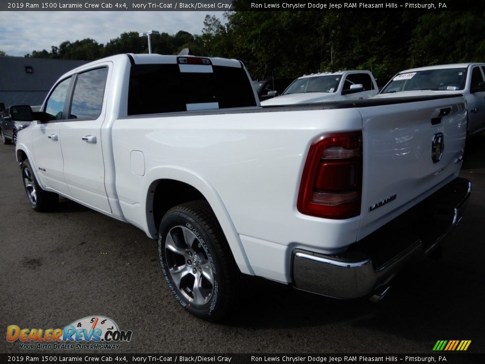 2019 Ram 1500 Laramie Crew Cab 4x4 Ivory Tri–Coat / Black/Diesel Gray Photo #3