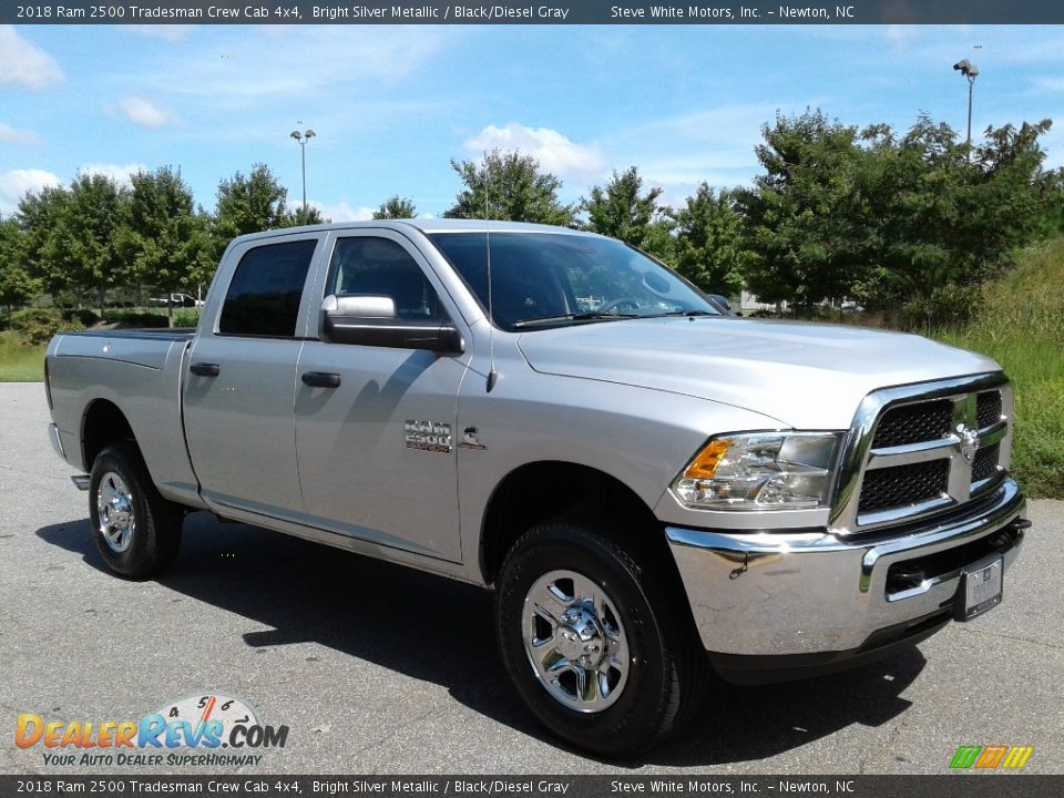 2018 Ram 2500 Tradesman Crew Cab 4x4 Bright Silver Metallic / Black/Diesel Gray Photo #4