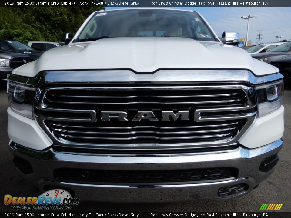 2019 Ram 1500 Laramie Crew Cab 4x4 Ivory Tri–Coat / Black/Diesel Gray Photo #8