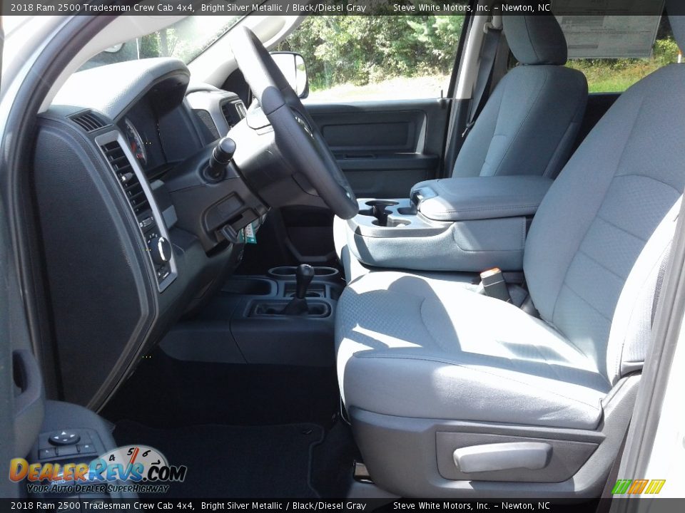 2018 Ram 2500 Tradesman Crew Cab 4x4 Bright Silver Metallic / Black/Diesel Gray Photo #10
