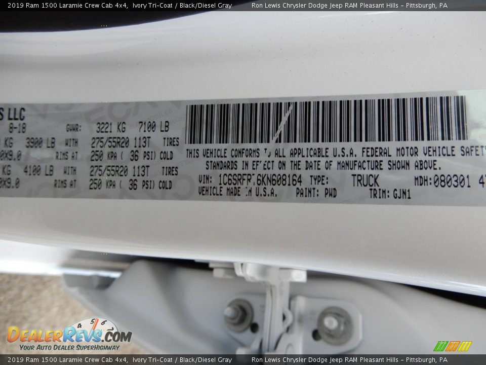 2019 Ram 1500 Laramie Crew Cab 4x4 Ivory Tri–Coat / Black/Diesel Gray Photo #15