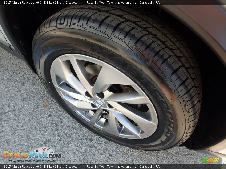 2015 Nissan Rogue SL AWD Brilliant Silver / Charcoal Photo #10