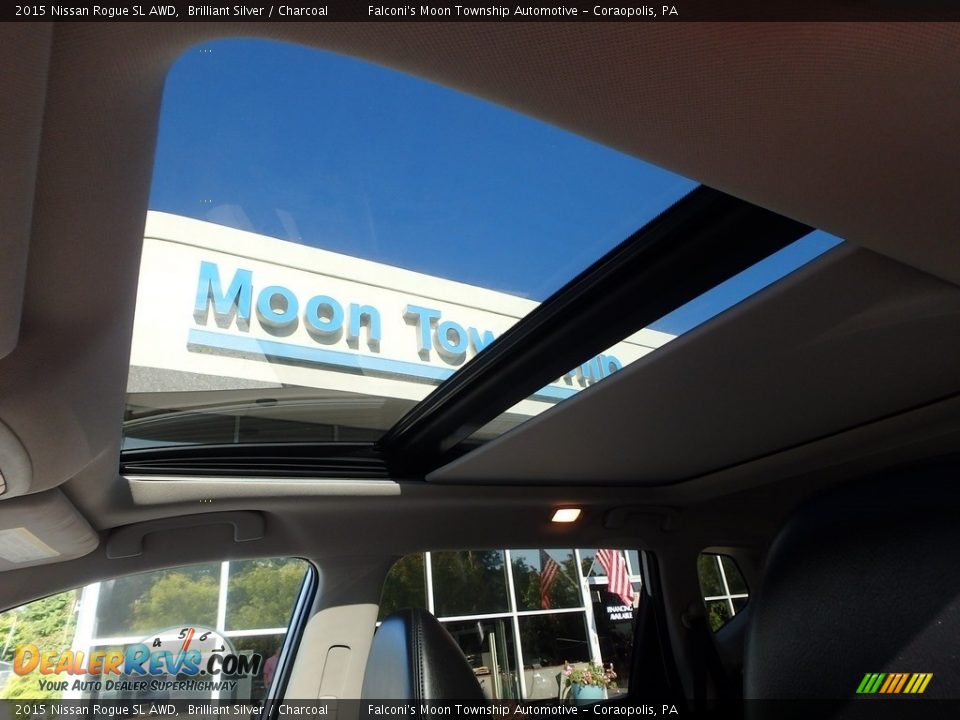 2015 Nissan Rogue SL AWD Brilliant Silver / Charcoal Photo #20