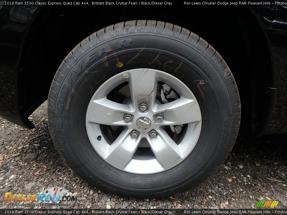 2019 Ram 1500 Classic Express Quad Cab 4x4 Brilliant Black Crystal Pearl / Black/Diesel Gray Photo #9