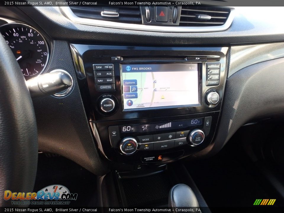 2015 Nissan Rogue SL AWD Brilliant Silver / Charcoal Photo #22