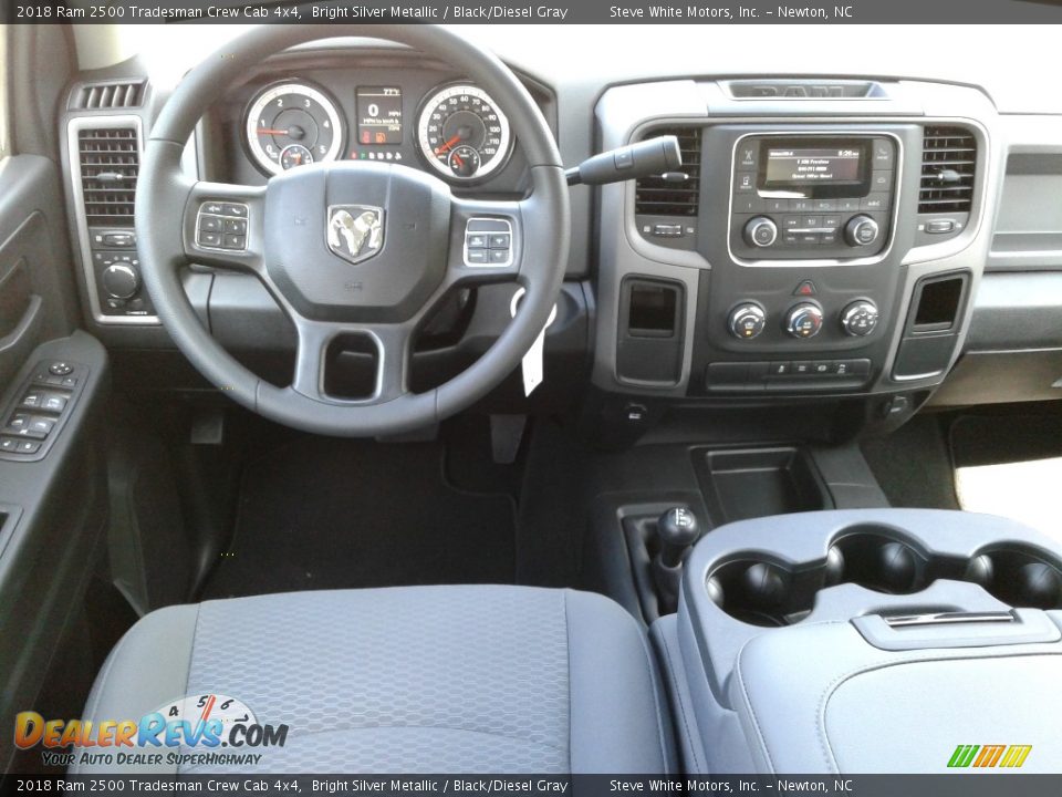 2018 Ram 2500 Tradesman Crew Cab 4x4 Bright Silver Metallic / Black/Diesel Gray Photo #26