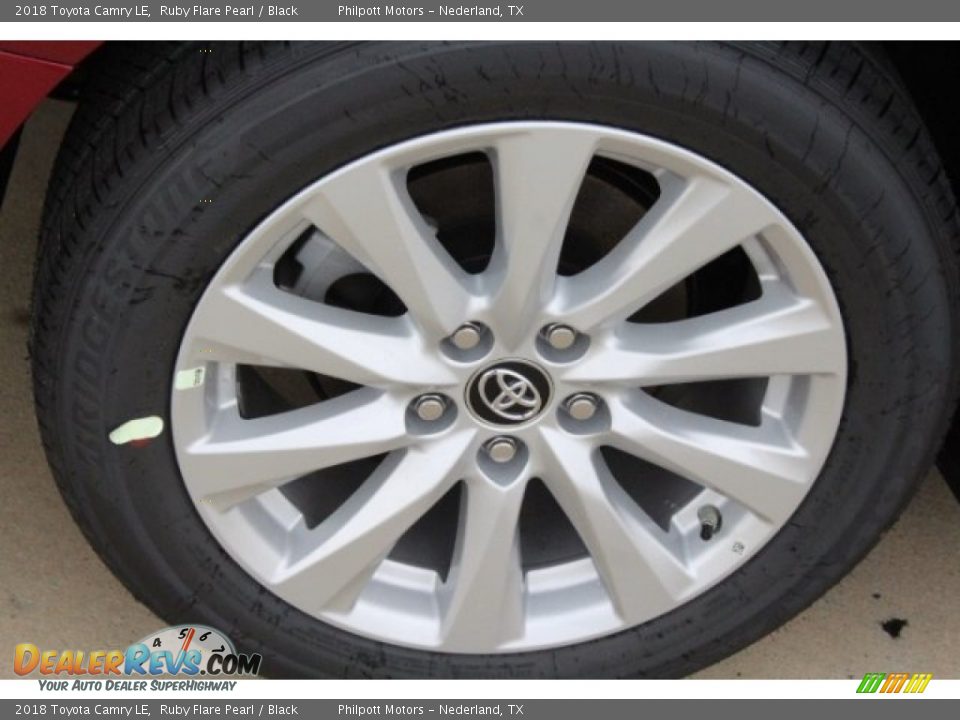 2018 Toyota Camry LE Ruby Flare Pearl / Black Photo #9