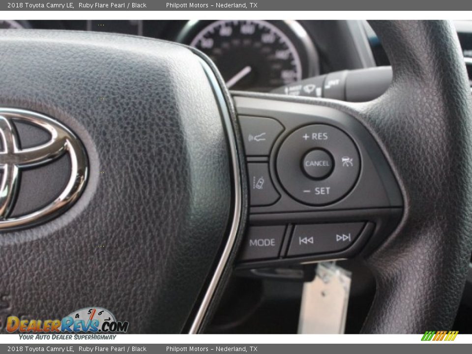 2018 Toyota Camry LE Ruby Flare Pearl / Black Photo #19