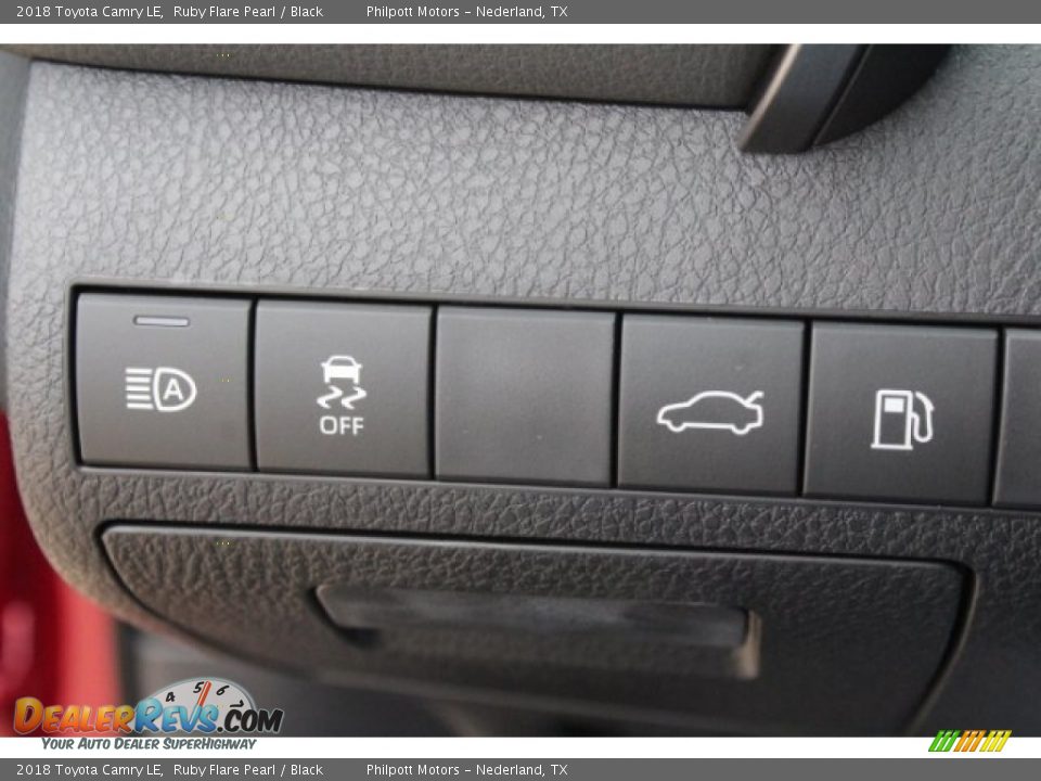 2018 Toyota Camry LE Ruby Flare Pearl / Black Photo #21