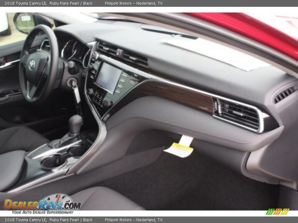2018 Toyota Camry LE Ruby Flare Pearl / Black Photo #30