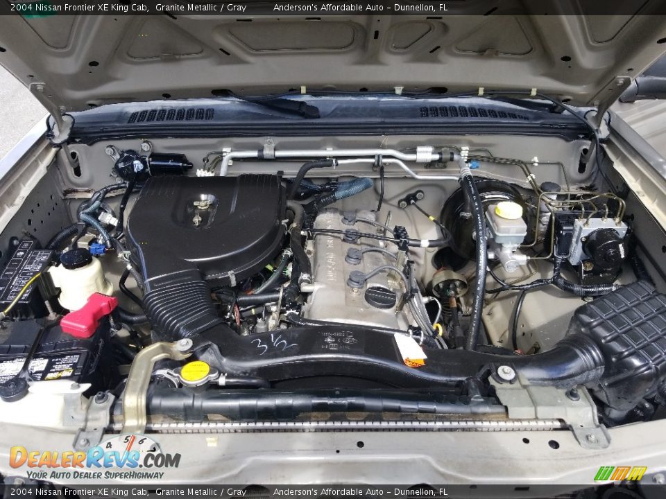 2004 Nissan Frontier XE King Cab Granite Metallic / Gray Photo #20