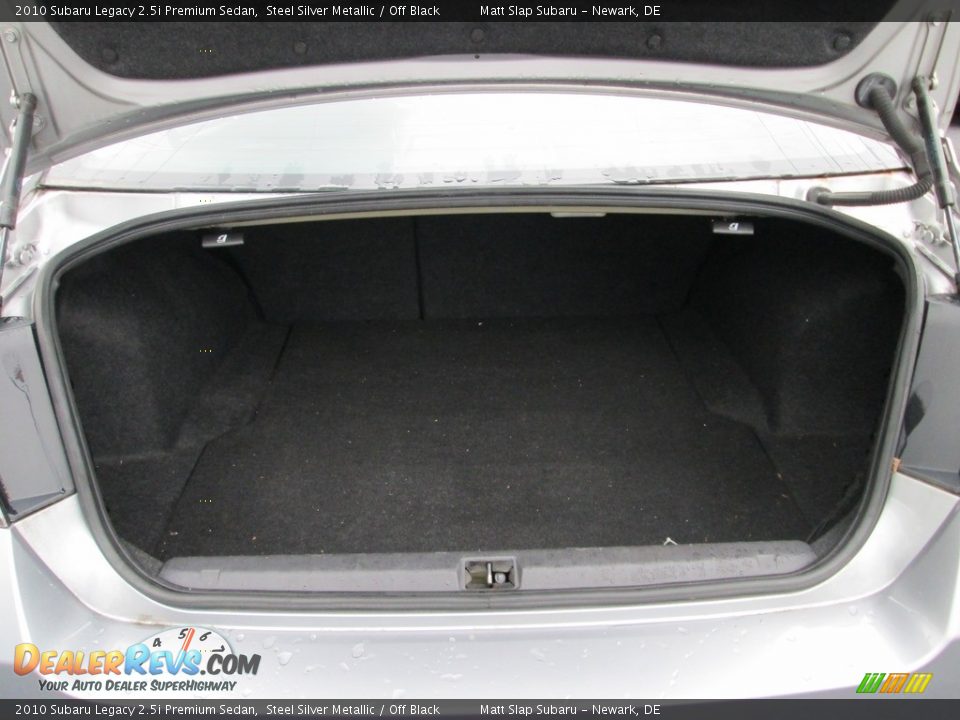 2010 Subaru Legacy 2.5i Premium Sedan Steel Silver Metallic / Off Black Photo #20
