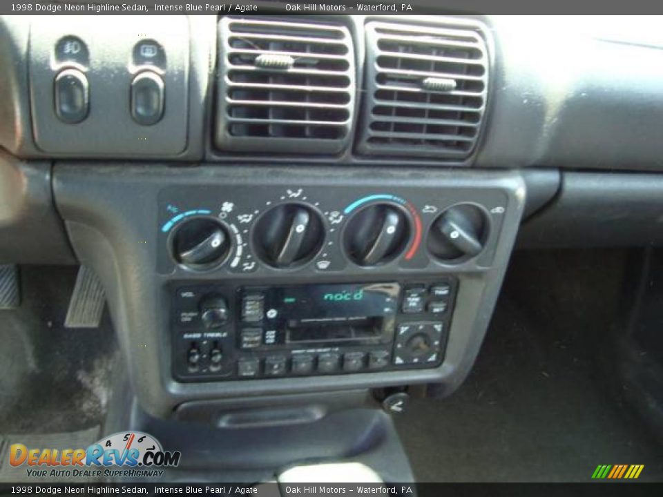 1998 Dodge Neon Highline Sedan Intense Blue Pearl / Agate Photo #12