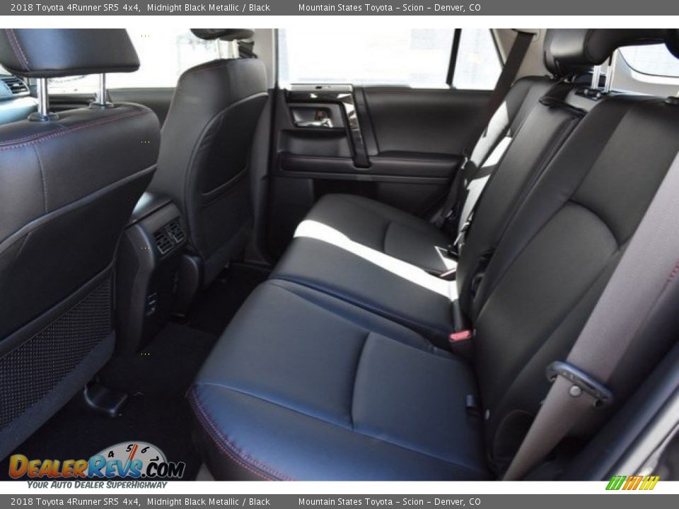 2018 Toyota 4Runner SR5 4x4 Midnight Black Metallic / Black Photo #15