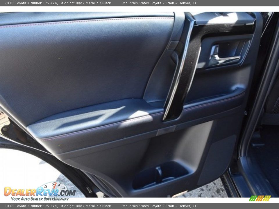 2018 Toyota 4Runner SR5 4x4 Midnight Black Metallic / Black Photo #21