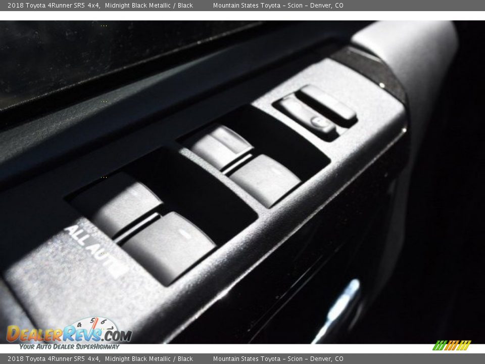 2018 Toyota 4Runner SR5 4x4 Midnight Black Metallic / Black Photo #24