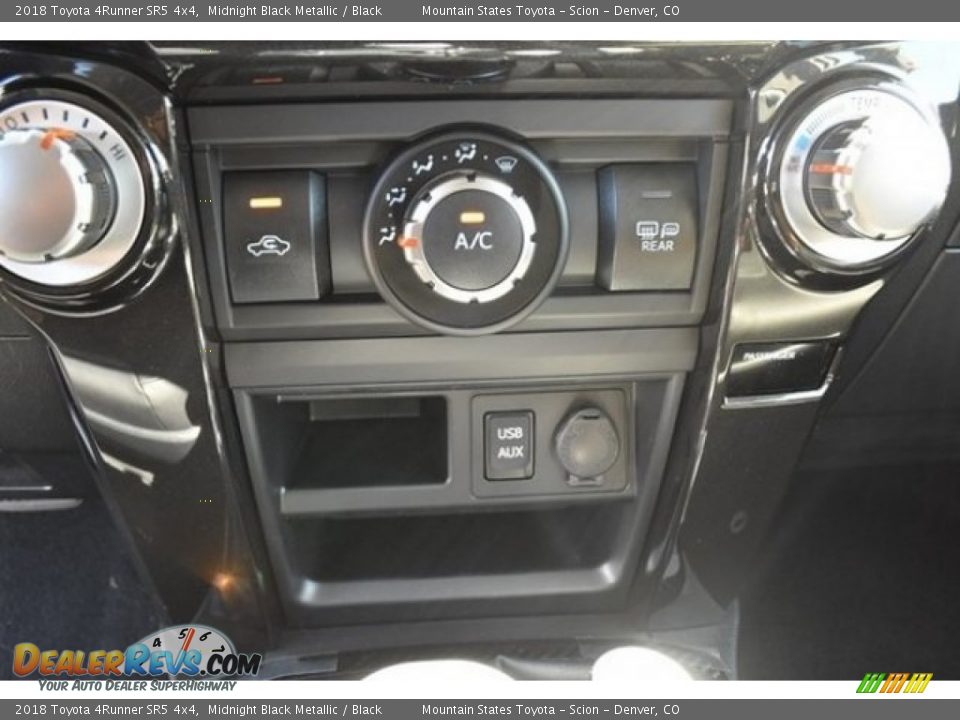 2018 Toyota 4Runner SR5 4x4 Midnight Black Metallic / Black Photo #29