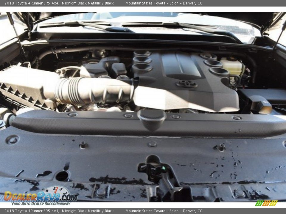 2018 Toyota 4Runner SR5 4x4 Midnight Black Metallic / Black Photo #32