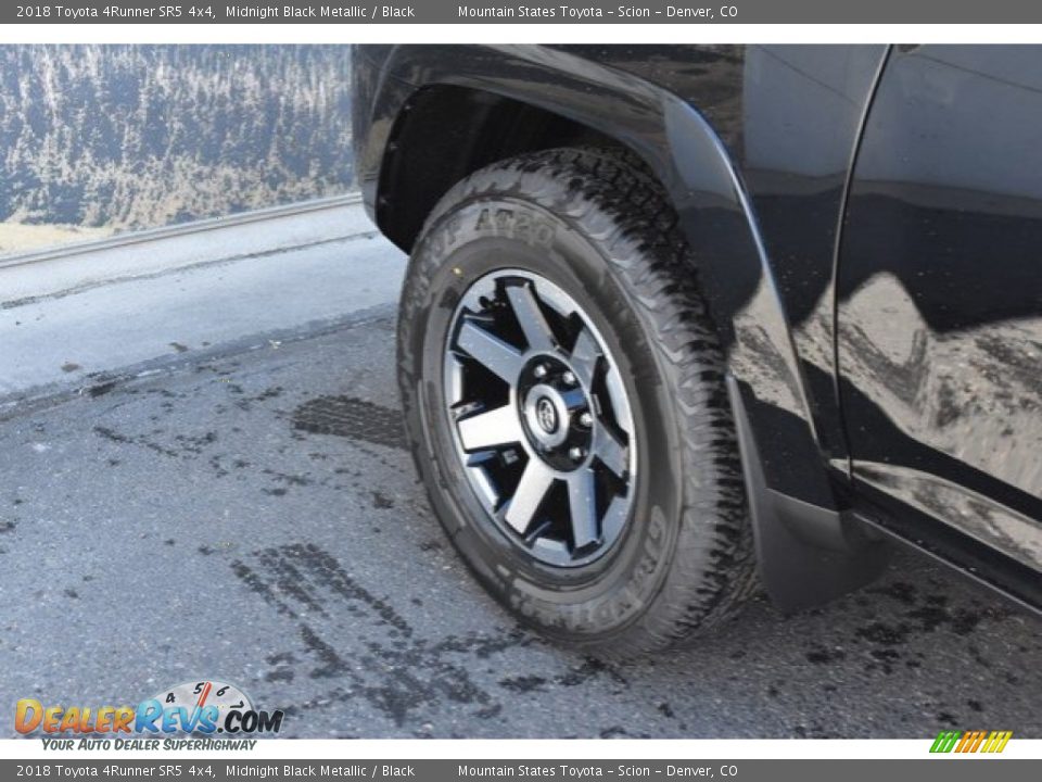 2018 Toyota 4Runner SR5 4x4 Midnight Black Metallic / Black Photo #33