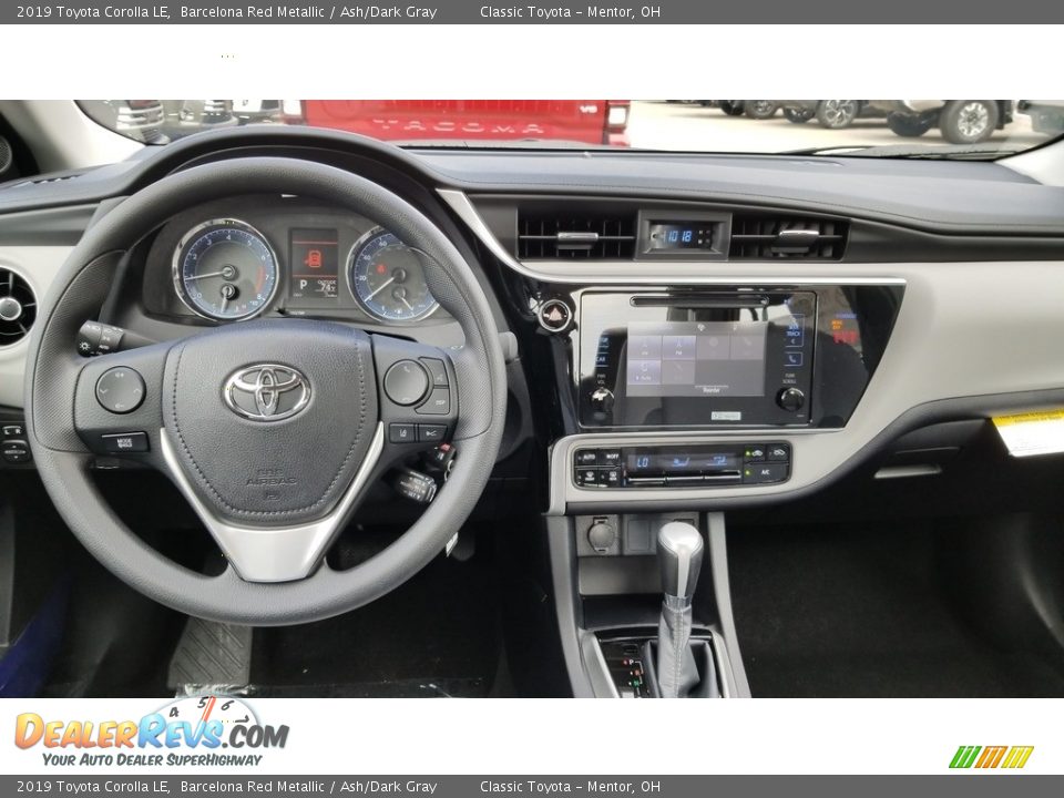 2019 Toyota Corolla LE Barcelona Red Metallic / Ash/Dark Gray Photo #5