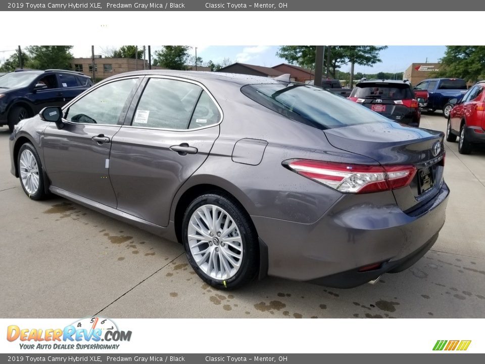 2019 Toyota Camry Hybrid XLE Predawn Gray Mica / Black Photo #2