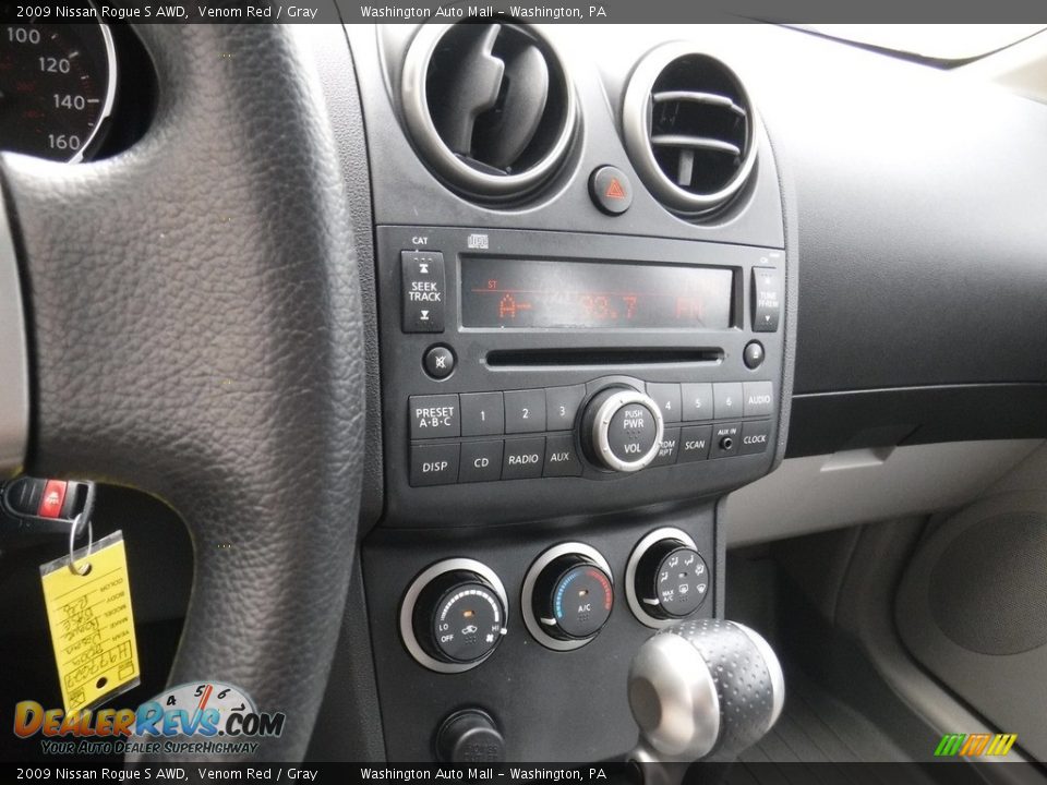 2009 Nissan Rogue S AWD Venom Red / Gray Photo #16