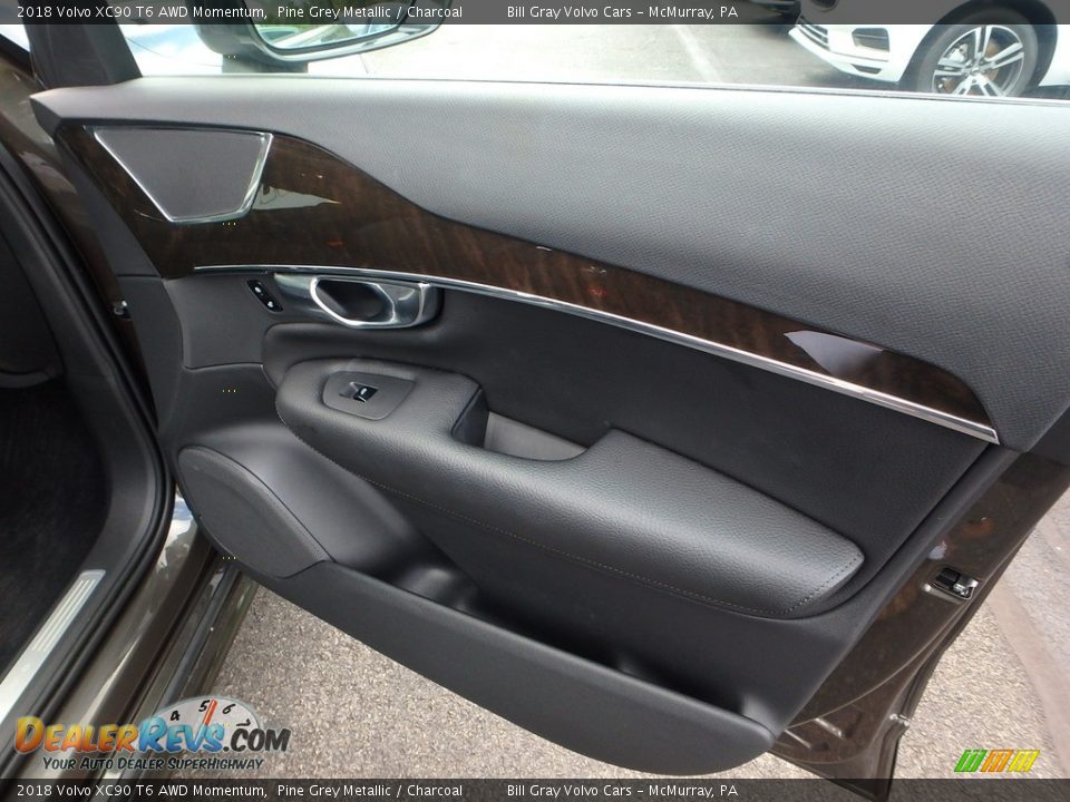 2018 Volvo XC90 T6 AWD Momentum Pine Grey Metallic / Charcoal Photo #13