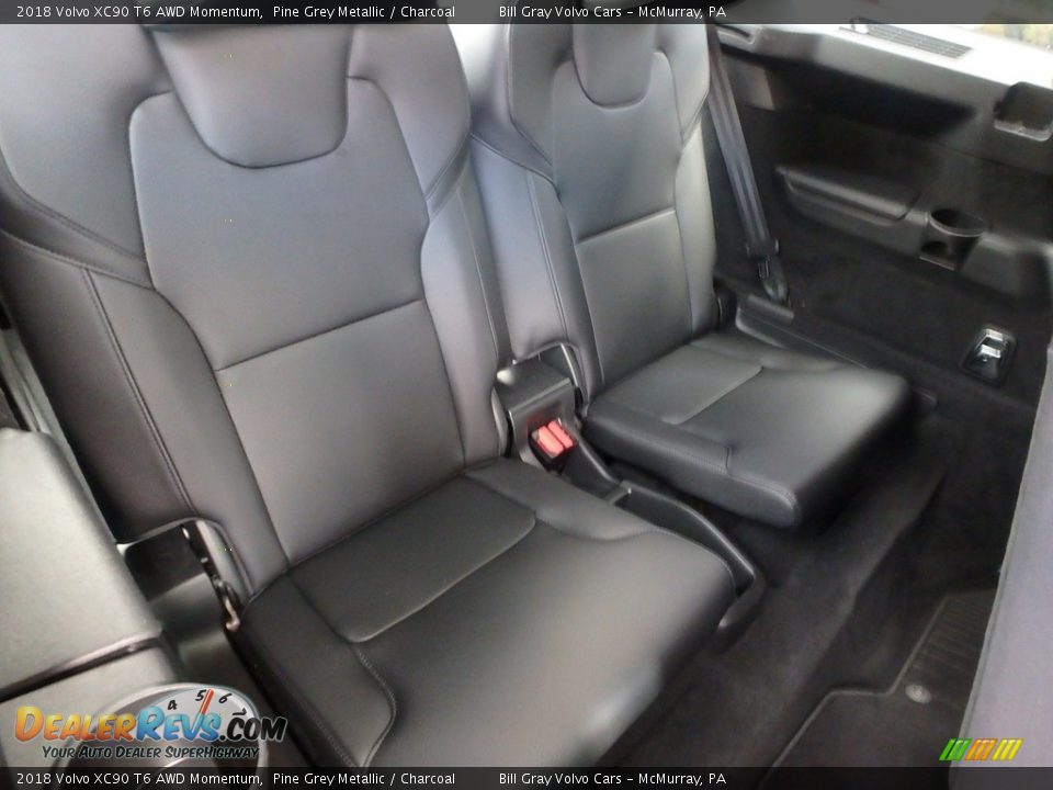 2018 Volvo XC90 T6 AWD Momentum Pine Grey Metallic / Charcoal Photo #15