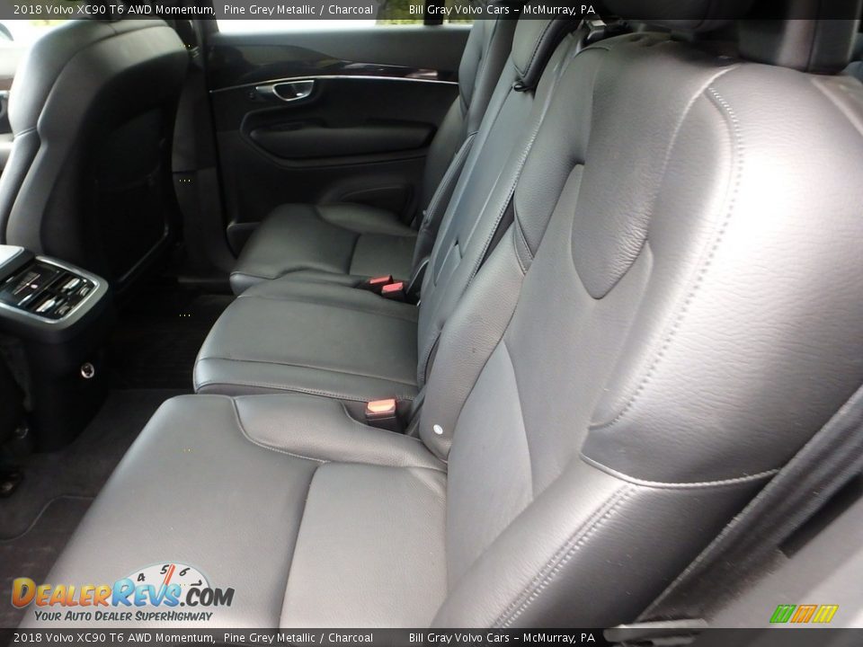 2018 Volvo XC90 T6 AWD Momentum Pine Grey Metallic / Charcoal Photo #17