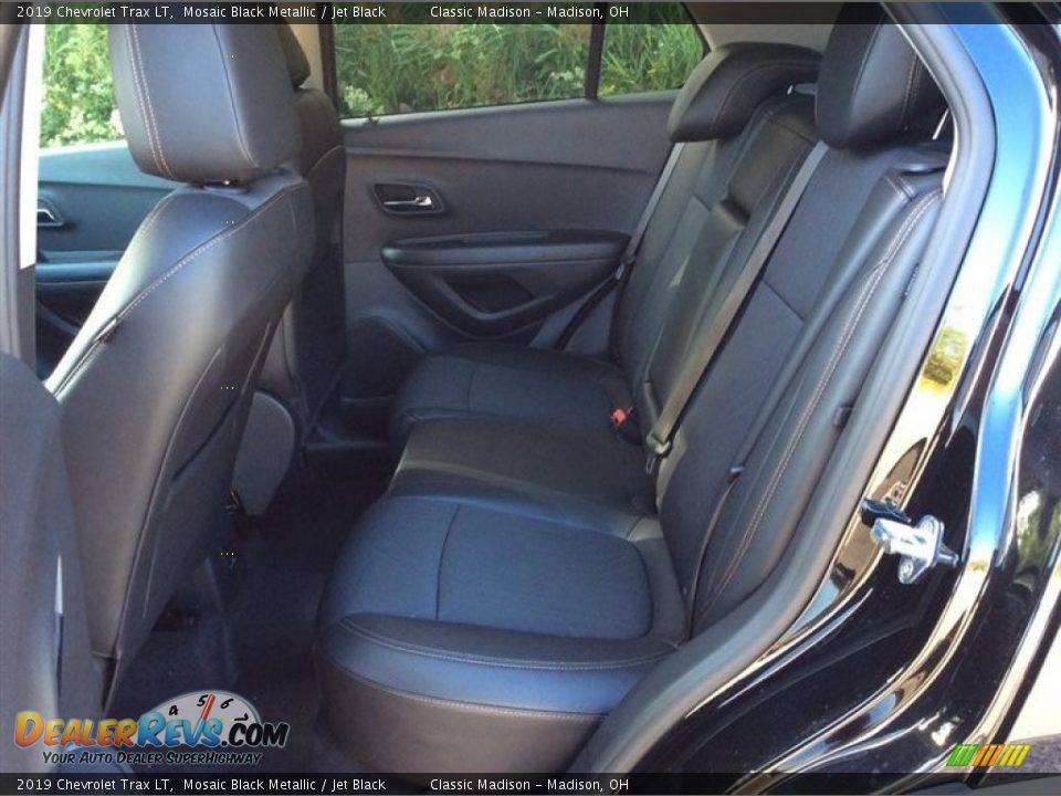 2019 Chevrolet Trax LT Mosaic Black Metallic / Jet Black Photo #13