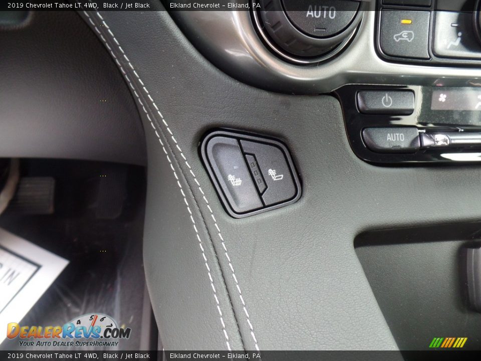 Controls of 2019 Chevrolet Tahoe LT 4WD Photo #34