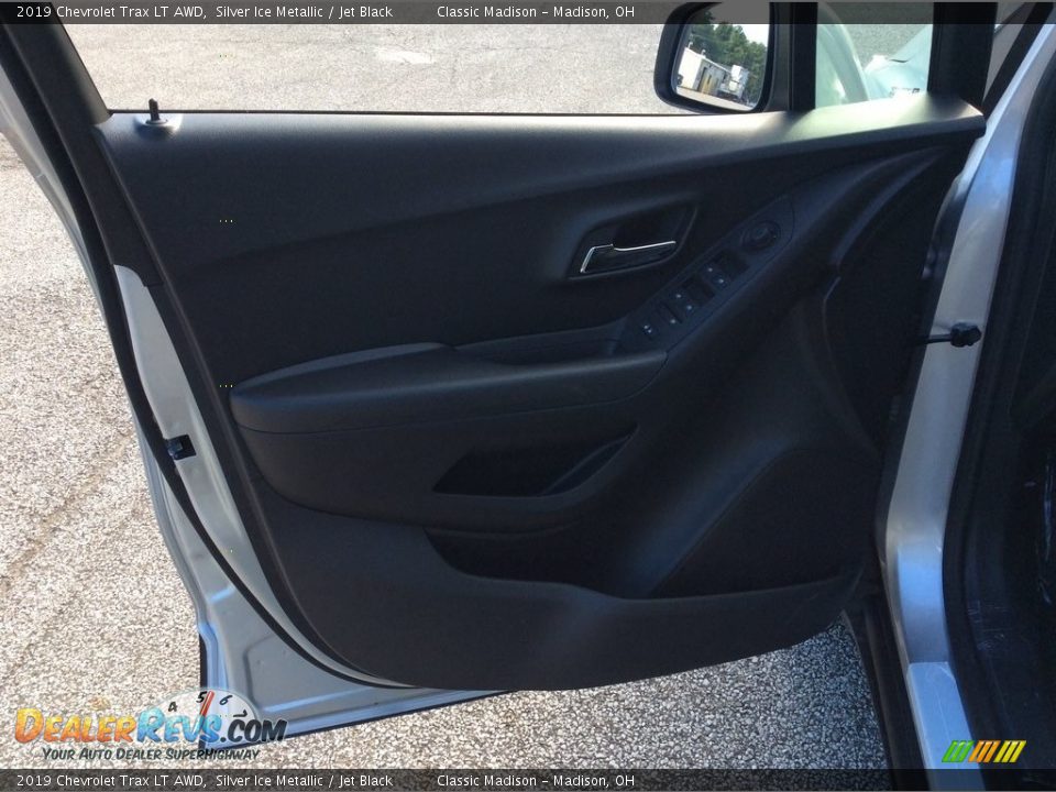 2019 Chevrolet Trax LT AWD Silver Ice Metallic / Jet Black Photo #7