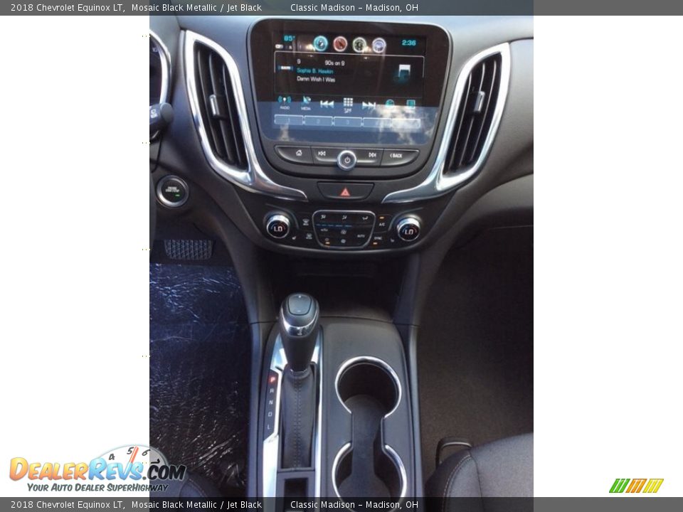2018 Chevrolet Equinox LT Mosaic Black Metallic / Jet Black Photo #11