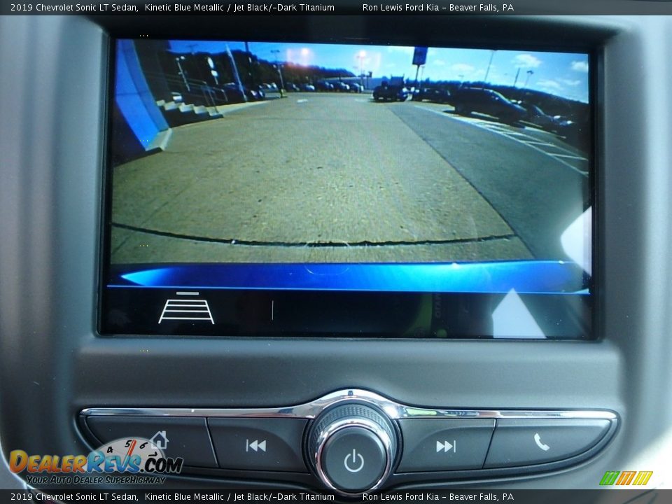 2019 Chevrolet Sonic LT Sedan Kinetic Blue Metallic / Jet Black/­Dark Titanium Photo #17