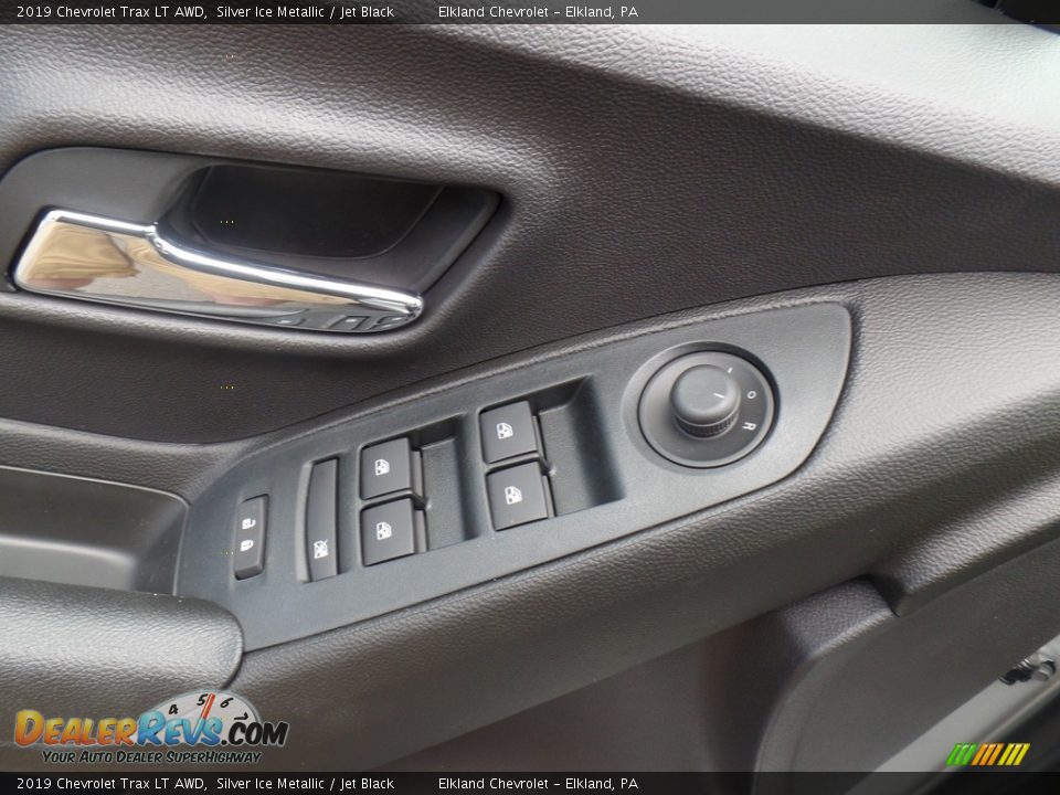 2019 Chevrolet Trax LT AWD Silver Ice Metallic / Jet Black Photo #16