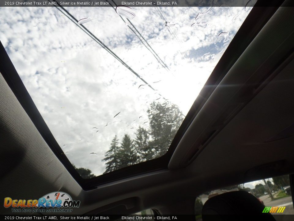 2019 Chevrolet Trax LT AWD Silver Ice Metallic / Jet Black Photo #36