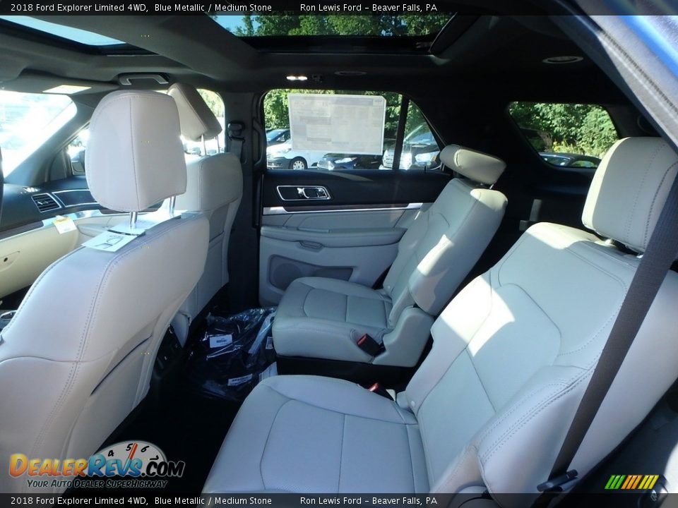 2018 Ford Explorer Limited 4WD Blue Metallic / Medium Stone Photo #11