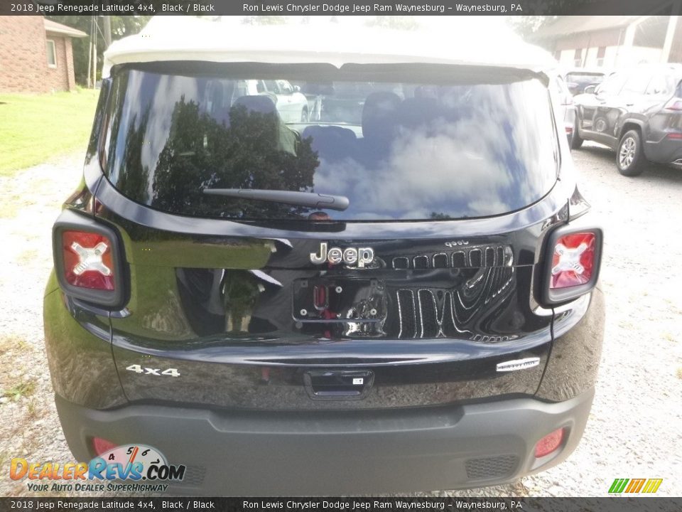 2018 Jeep Renegade Latitude 4x4 Black / Black Photo #4