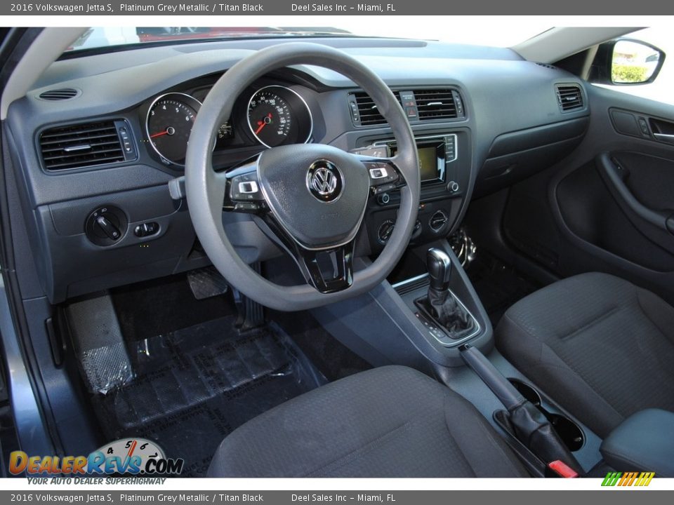 2016 Volkswagen Jetta S Platinum Grey Metallic / Titan Black Photo #16