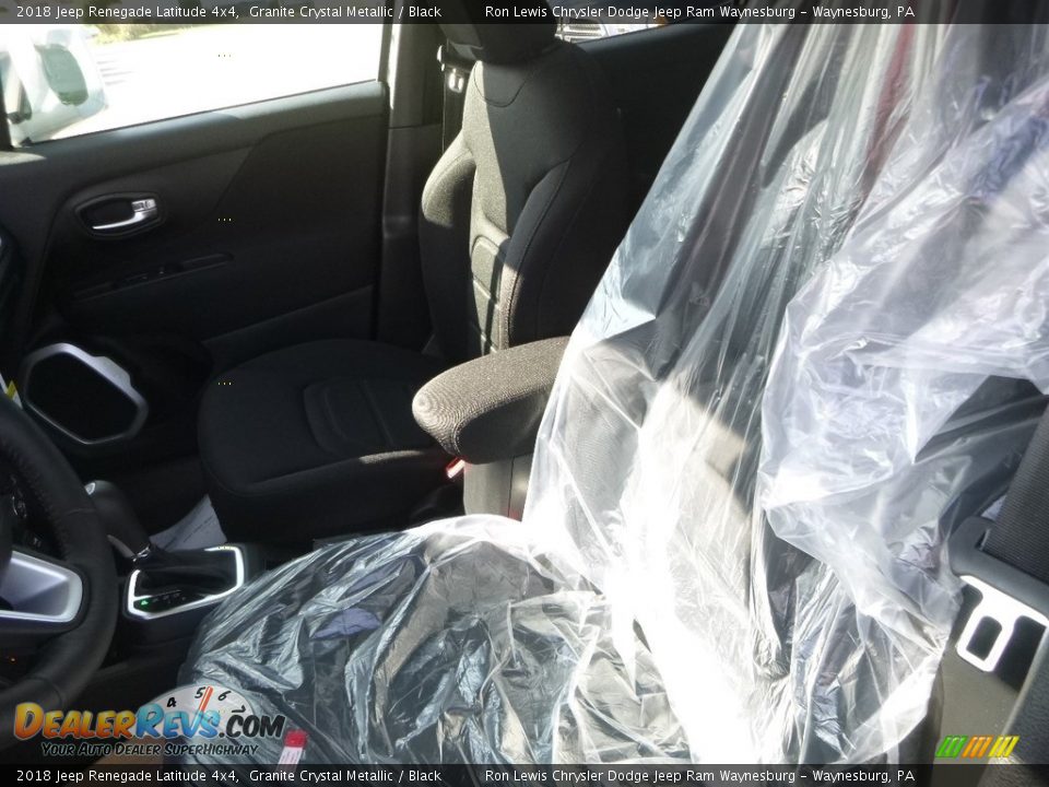 2018 Jeep Renegade Latitude 4x4 Granite Crystal Metallic / Black Photo #15