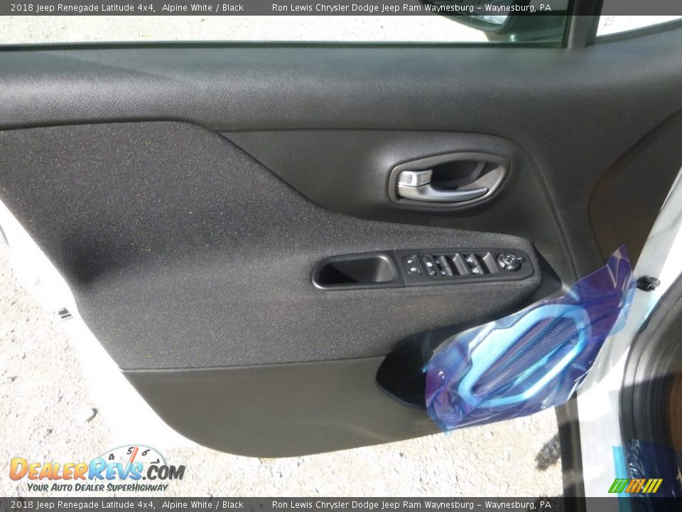 2018 Jeep Renegade Latitude 4x4 Alpine White / Black Photo #14