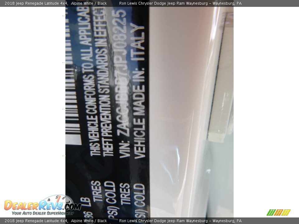 2018 Jeep Renegade Latitude 4x4 Alpine White / Black Photo #16