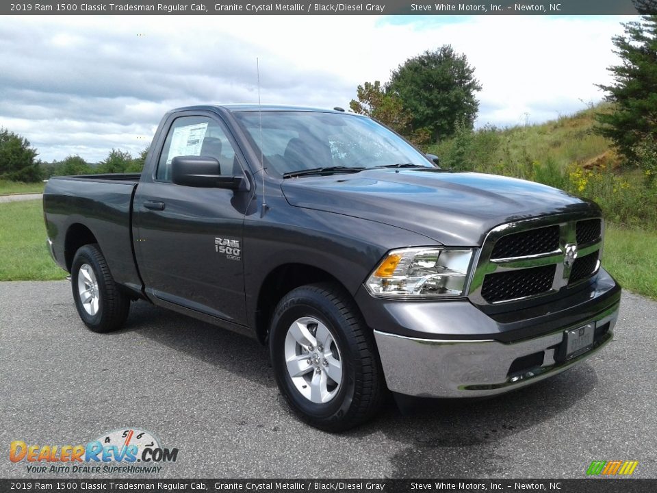 Front 3/4 View of 2019 Ram 1500 Classic Tradesman Regular Cab Photo #4