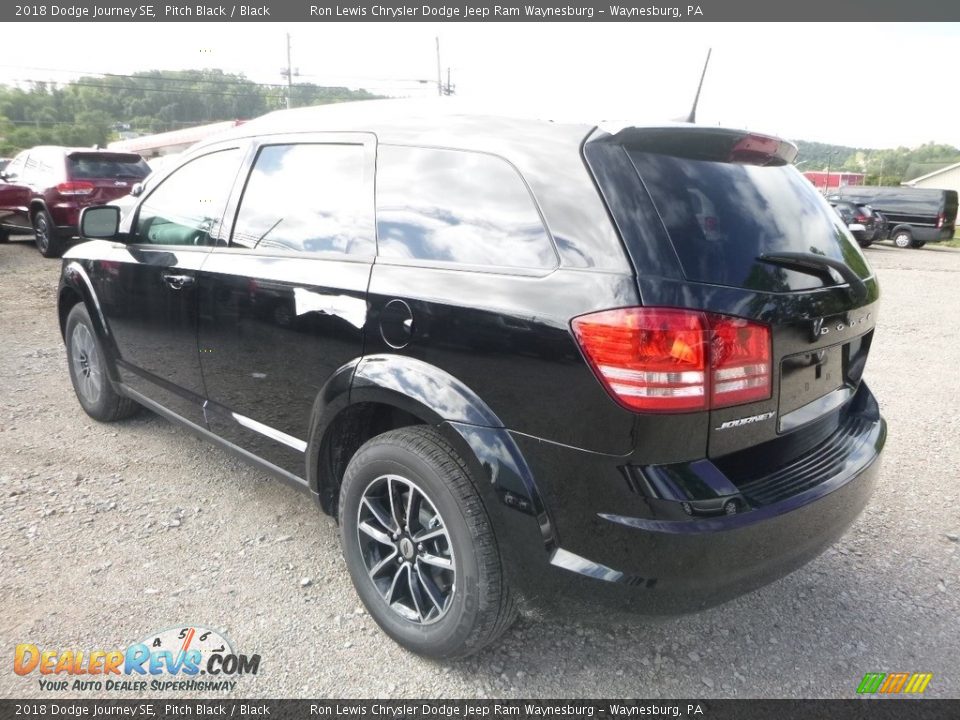 2018 Dodge Journey SE Pitch Black / Black Photo #3