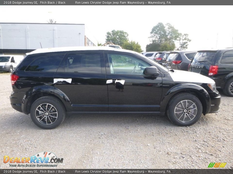 2018 Dodge Journey SE Pitch Black / Black Photo #6