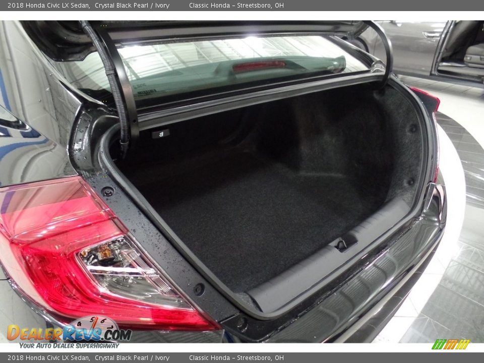 2018 Honda Civic LX Sedan Crystal Black Pearl / Ivory Photo #28