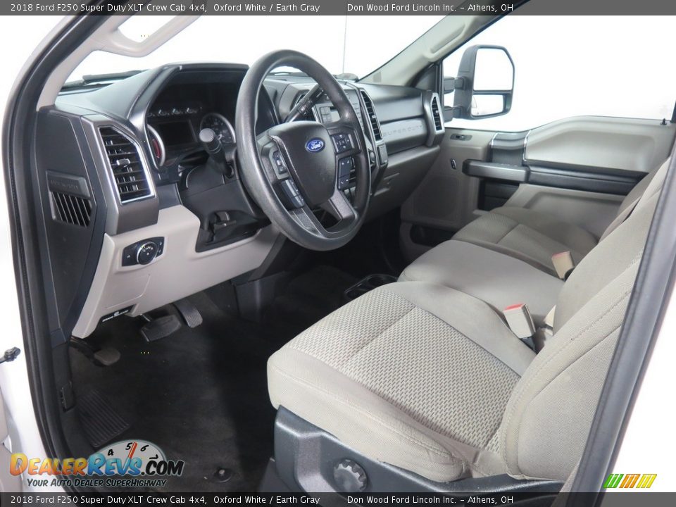 2018 Ford F250 Super Duty XLT Crew Cab 4x4 Oxford White / Earth Gray Photo #13