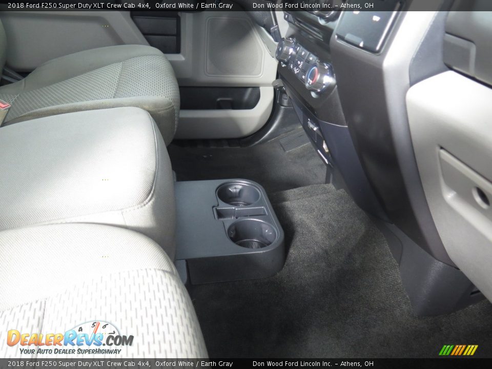 2018 Ford F250 Super Duty XLT Crew Cab 4x4 Oxford White / Earth Gray Photo #19